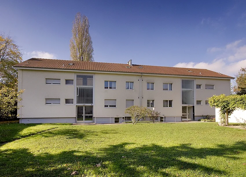 Hauptbild Totalsanierung Mehrfamilienhaus, Reinach