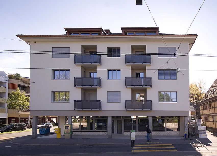Hauptbild Ausbau Dachgeschoss Mehrfamilienhaus, Allschwil