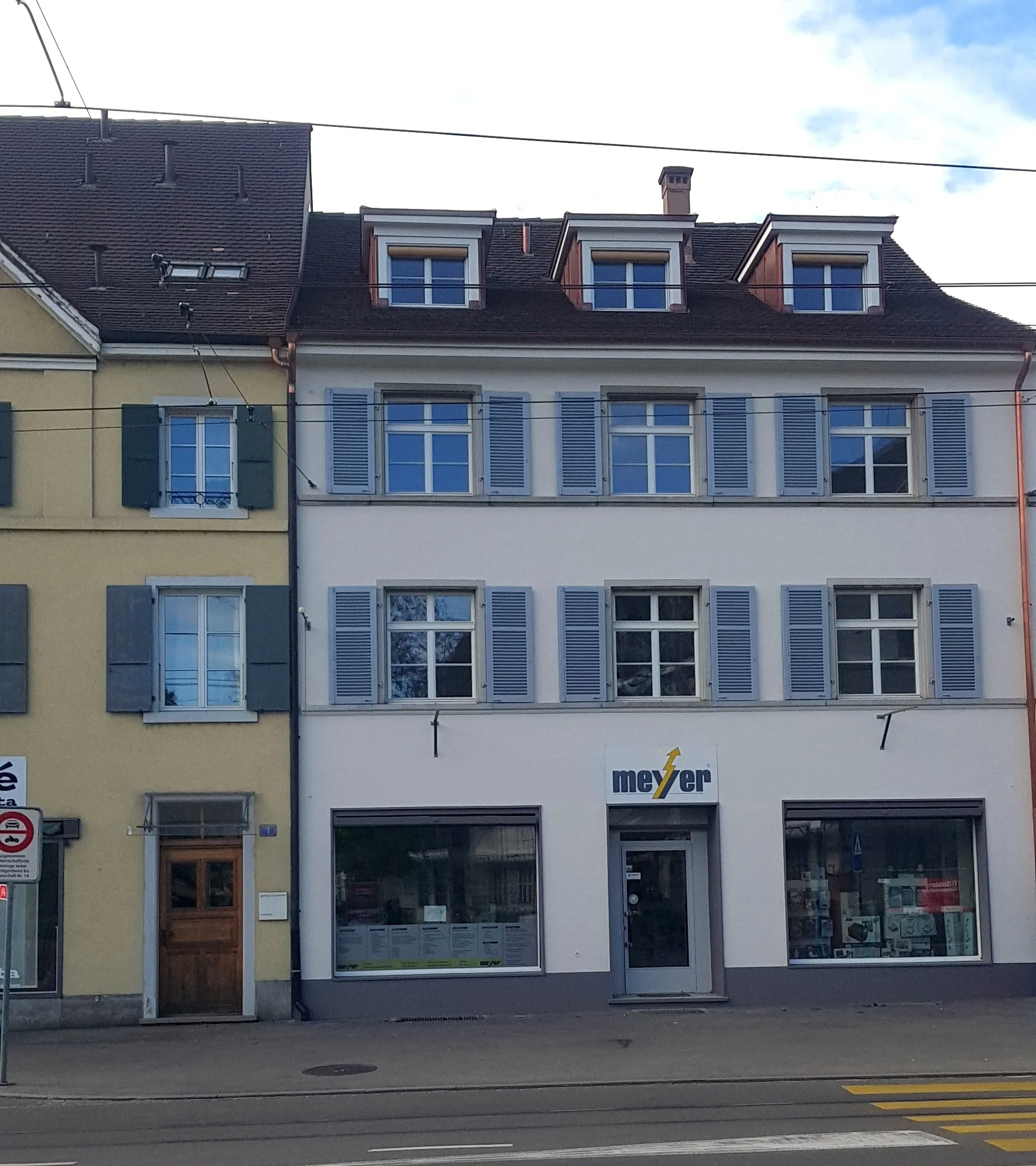 Hauptbild Totalsanierung Mehrfamilienhaus, Riehen